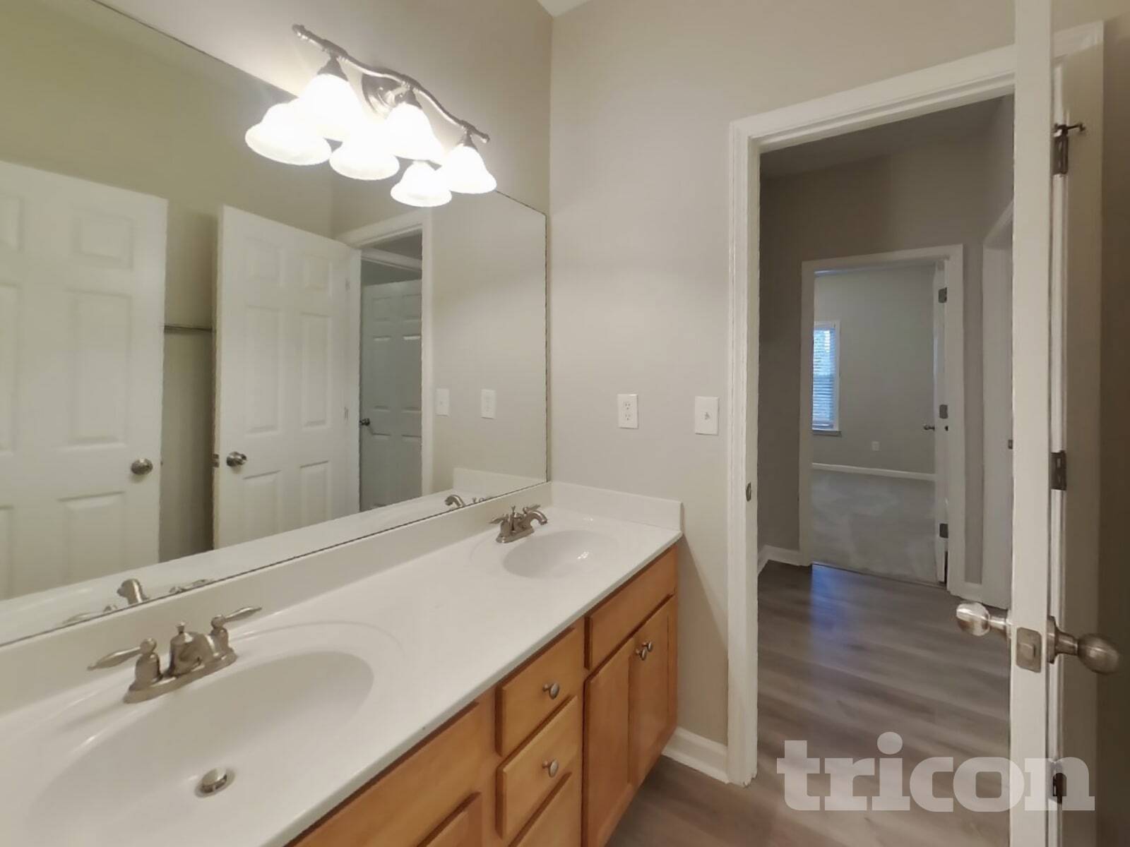 Building Photo - 5507 Rosehall Pl