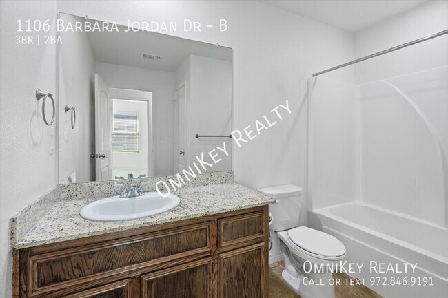 Building Photo - 1106 Barbara Jordan St