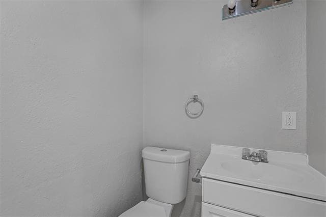 Building Photo - 2158 Fleur De Lis Ct