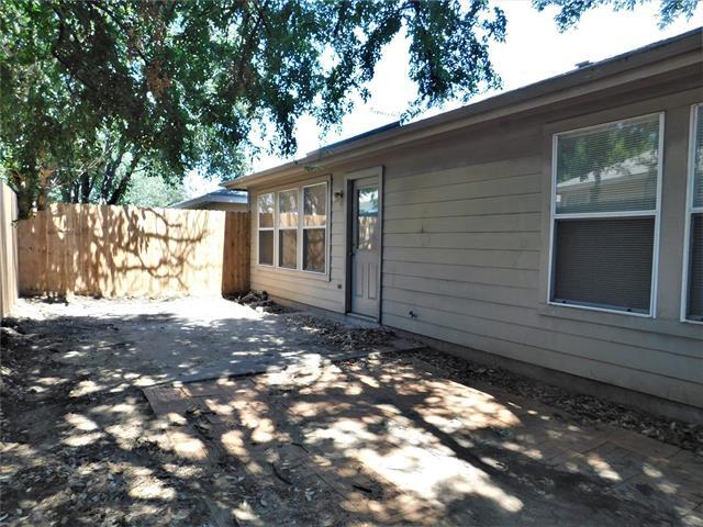 Building Photo - 2229 Northway