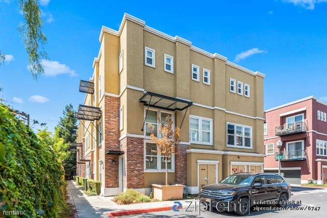 Primary Photo - 3 br, 3 bath Condo - 605 Artistic Pl, Hayw...