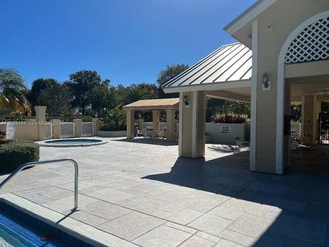 Building Photo - 3901 Medford Ct