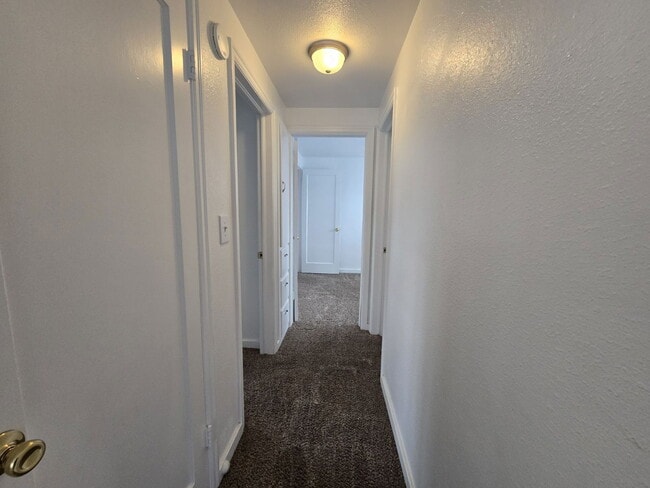 Building Photo - 451 NE Winchester St