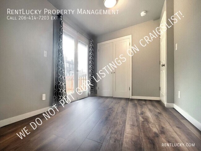 Building Photo - 105 SW 292nd St