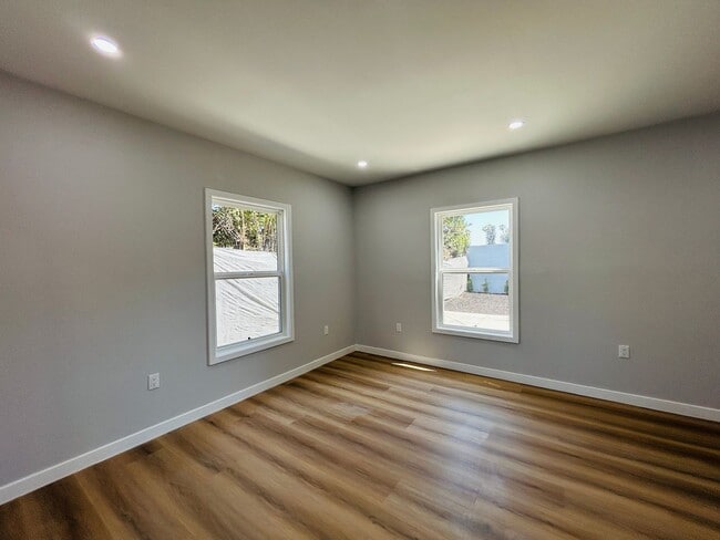 Building Photo - Fully Remodeled 3-Bedroom Front House with...