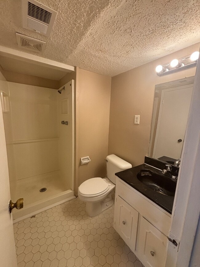 Building Photo - 4781 Townhouse Way