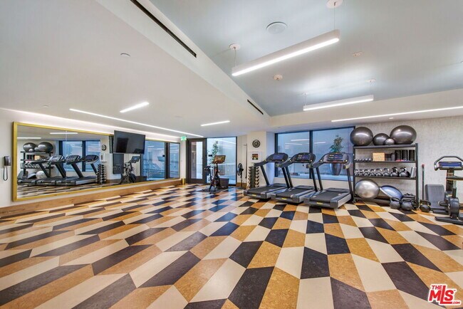 Building Photo - 8420 W Sunset Blvd