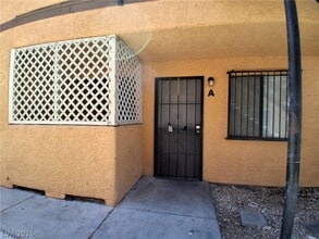 Building Photo - 1333 Kari Lee Ct