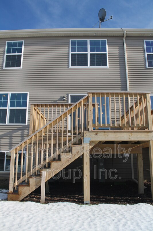 Building Photo - 7106 Country Club Hills Dr