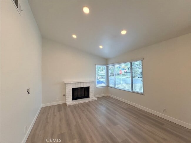 Building Photo - 27640 Quincy St