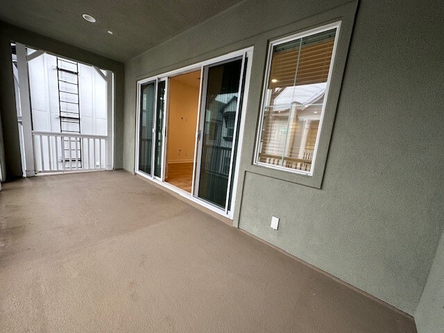 Building Photo - 8315 N Peyton Way