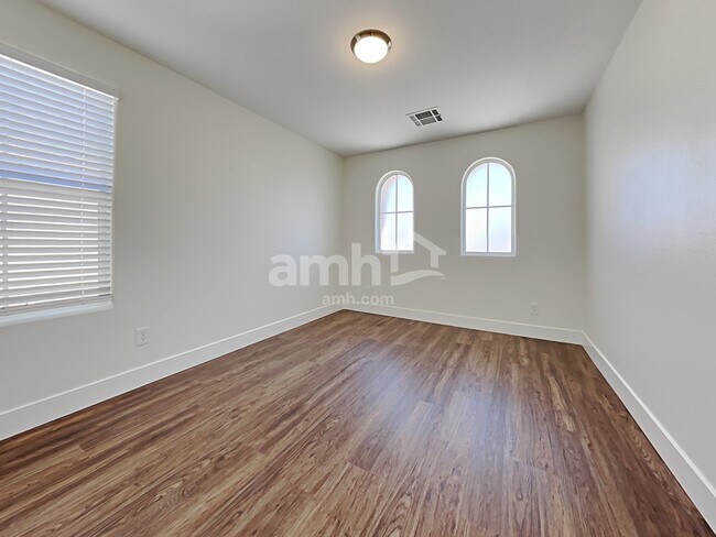 Building Photo - 7725 Fire Lion Ct