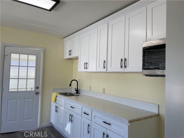 Building Photo - 18025 Seine Ave