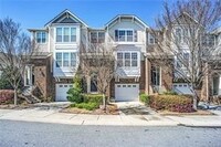 Building Photo - Skybrook Townhome with Garage