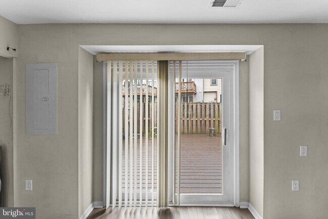 Building Photo - 7302 Rokeby Dr