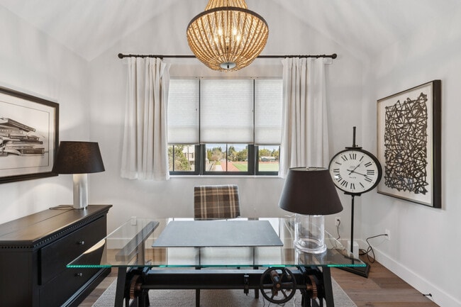 Building Photo - 1810 Quail Ct