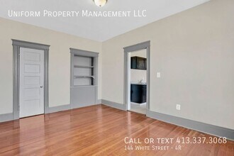 Building Photo - 144 White St