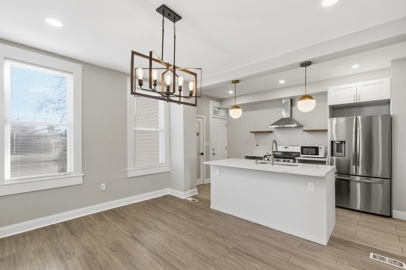 Building Photo - 1843 E 29th St