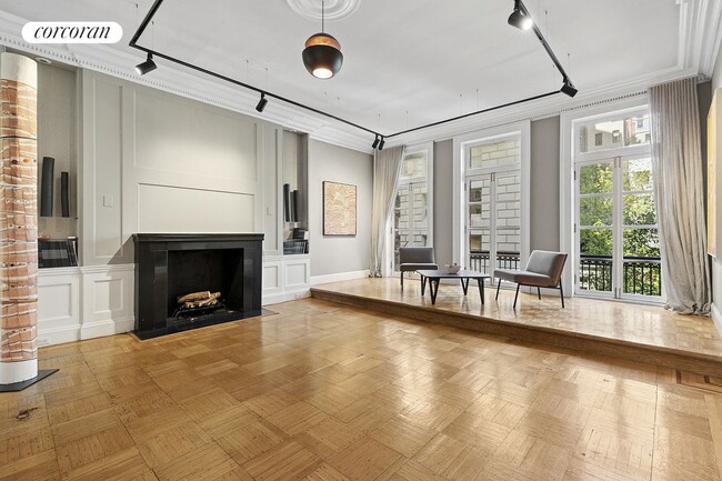 Primary Photo - 4 E 81st St