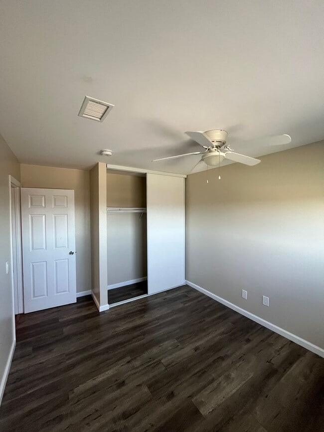 Building Photo - 4014 Wooster Dr