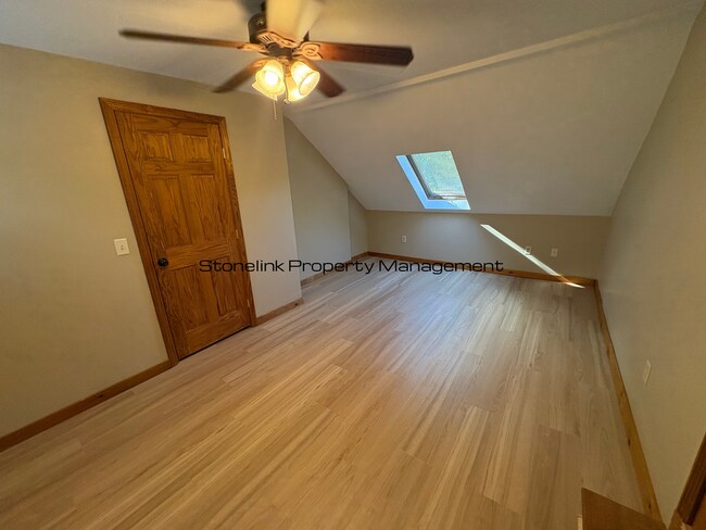 Building Photo - 27A-27B Laurel Lane