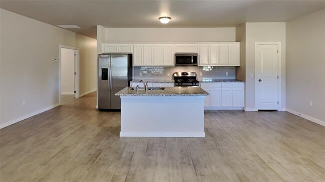 Building Photo - 11659 Split Oak Cir