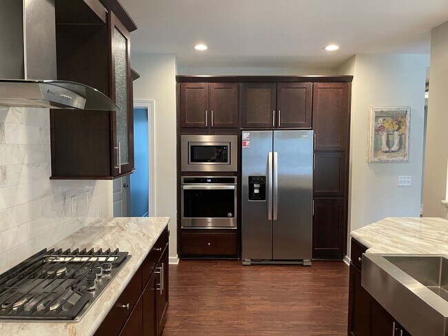 Building Photo - 6 Bedroom 4 Bathroom House in Supply NC-Unfurnished