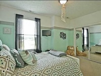 Building Photo - 50 Edmonds Cove Rd