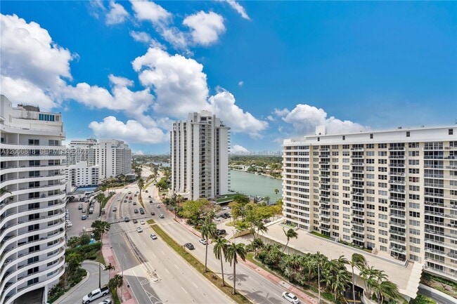 Building Photo - 5555 Collins Ave