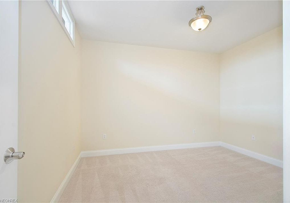 Building Photo - 16800 Van Aken Blvd