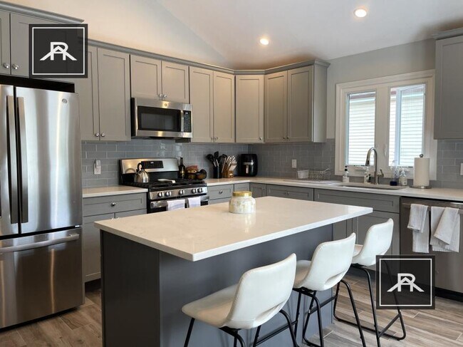 Building Photo - 4 bedroom in Brighton MA 02135