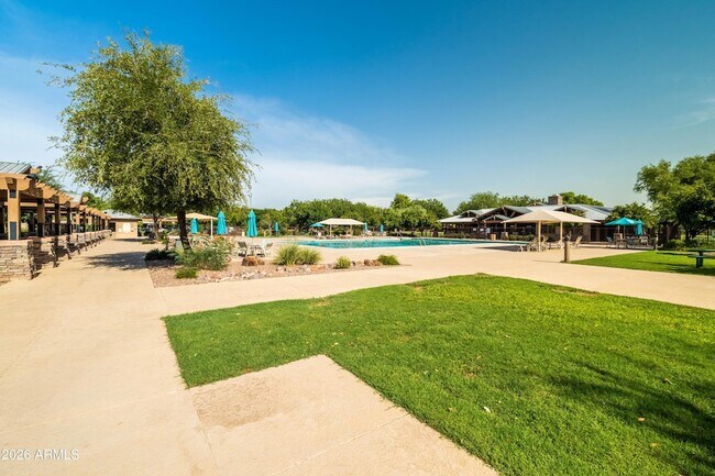 Building Photo - 4248 S Mariposa Dr