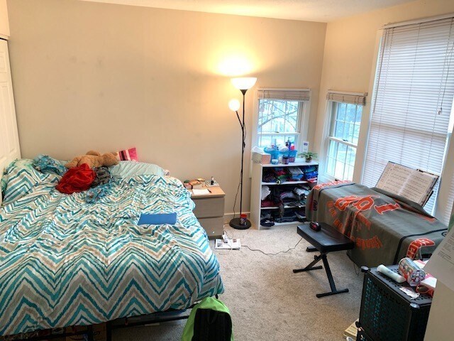 Building Photo - 29 Amity Pl