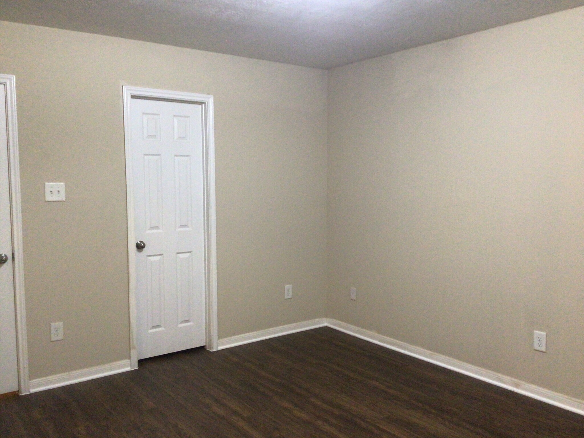 Building Photo - 22270 Queenbury Hills Dr