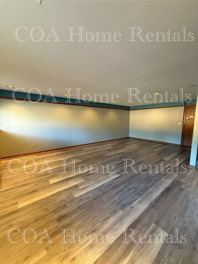 Building Photo - Amazing Home in Andover Kansas