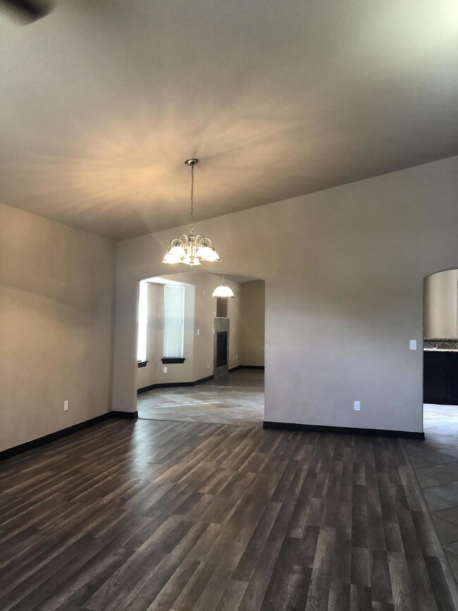 Building Photo - 12717 Tierra Roman Dr