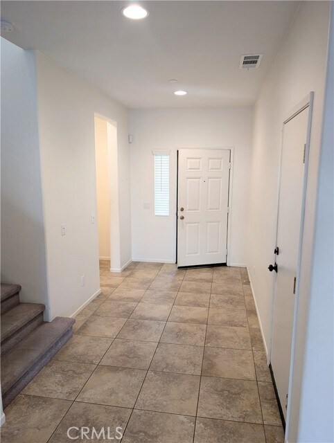 Building Photo - 28418 Cottage Way