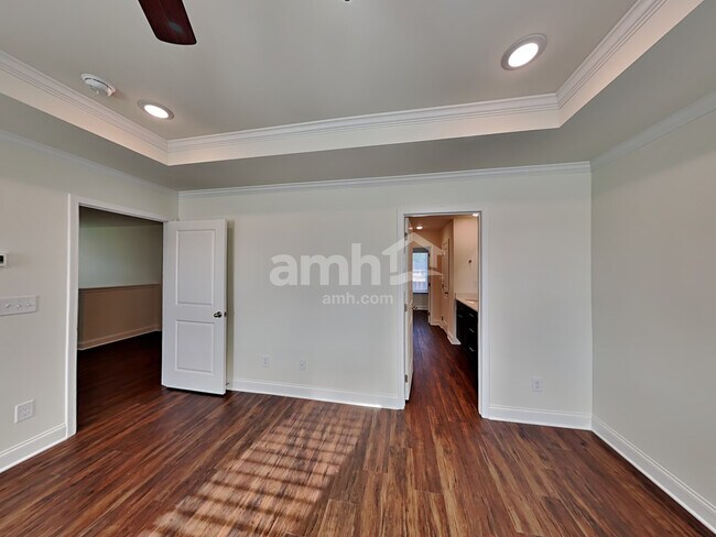 Building Photo - 95 Pecan Dr