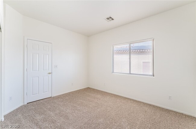 Building Photo - 6758 Lincoln Wood St