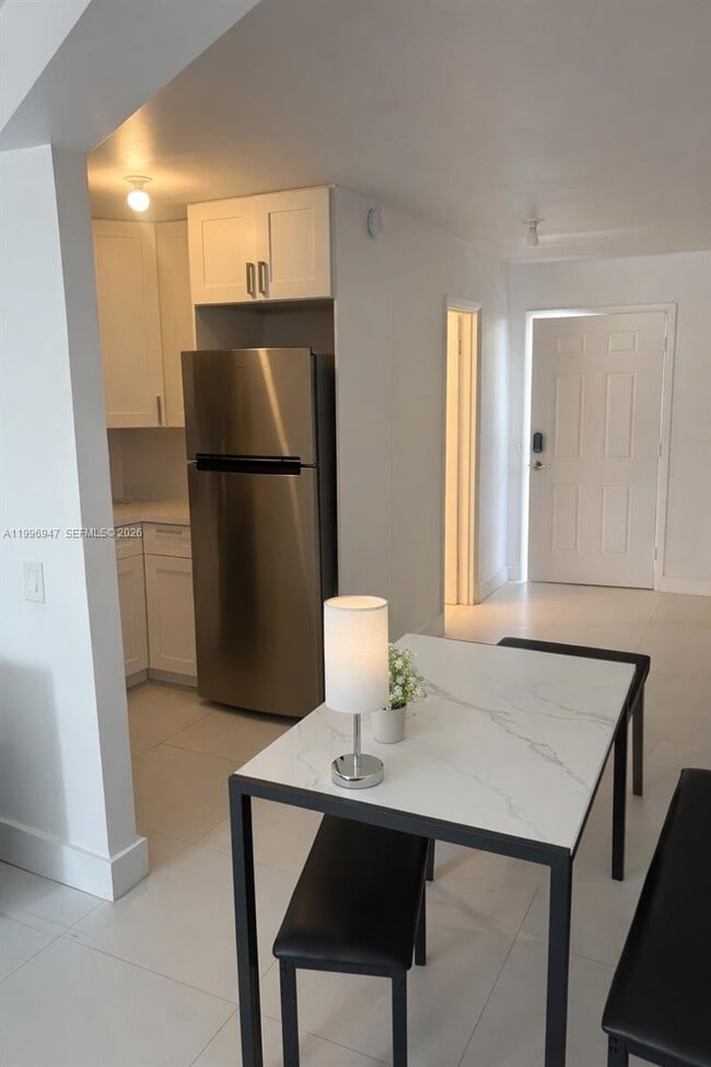 Building Photo - 7904 West Dr