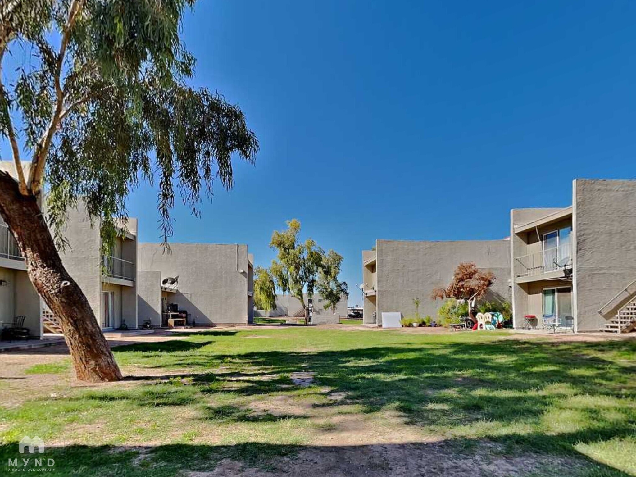 Building Photo - 2828 E Tierra Buena Ln