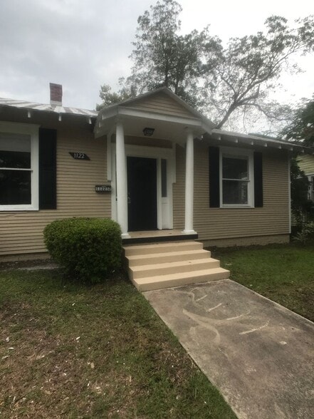 Building Photo - 1122 E 37th St