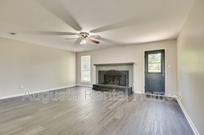 Building Photo - 2716 Cardigan Ct