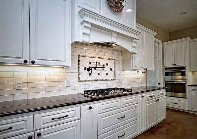 Building Photo - 126 Pack Saddle Dr