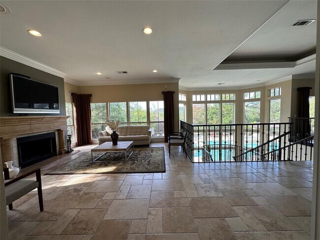 Building Photo - 6000-10 Shepherd Mountain Cove