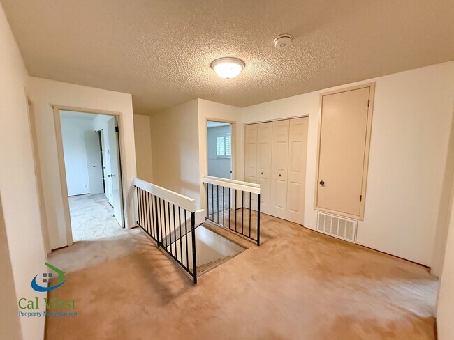 Building Photo - $4495 - Spacious 5 Bed/3 Bath Gilroy Home Located in Sunrise Park Neighborhood