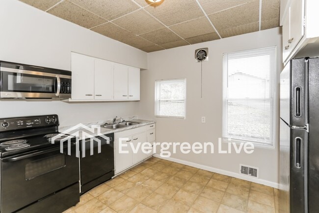 Building Photo - 4524 Whetsel Ave