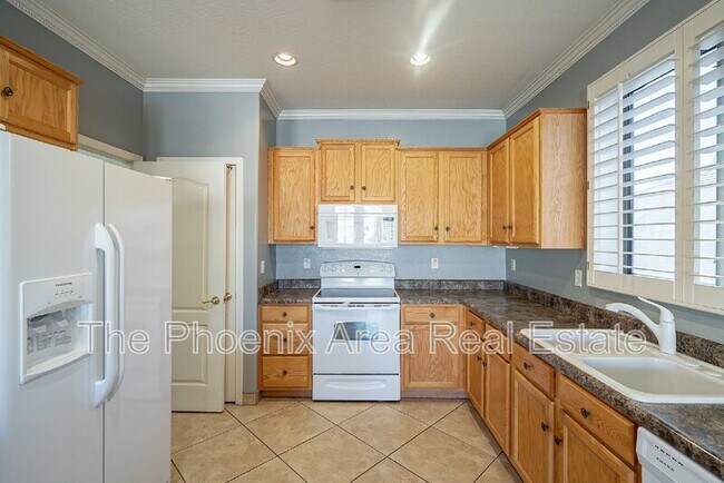 Building Photo - 110 W Cardinal Way