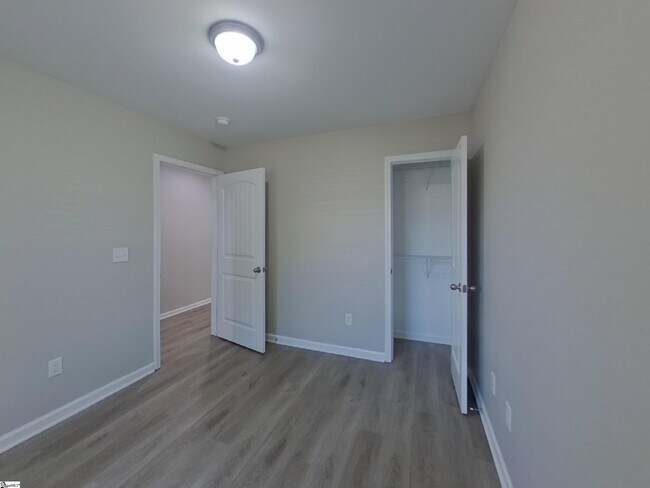 Building Photo - 701 Fountain Brook Ln