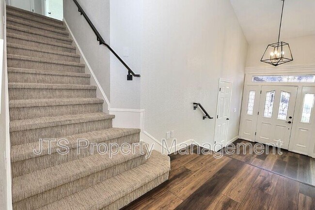 Building Photo - 2696 Prestwick Dr